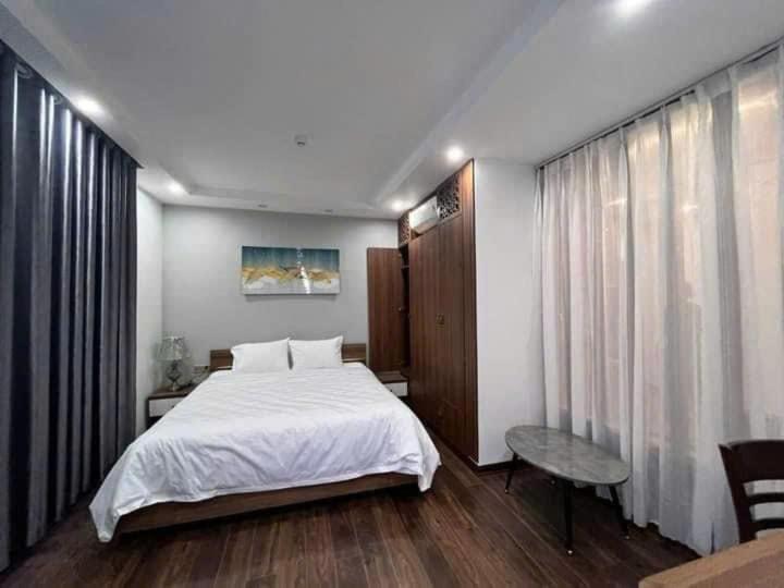 Royal Hotel & Apartment Da Nang Bagian luar foto